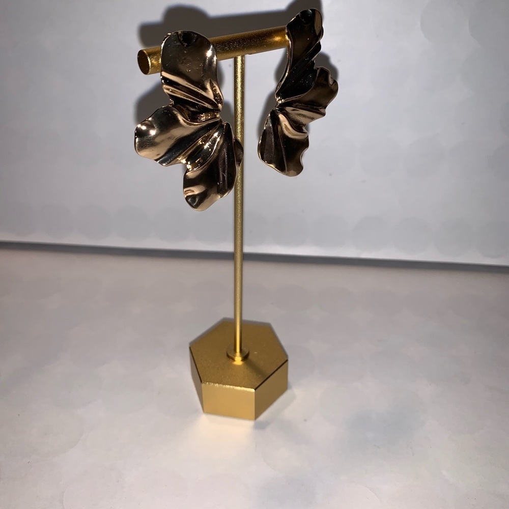 Fanned Post Earrings